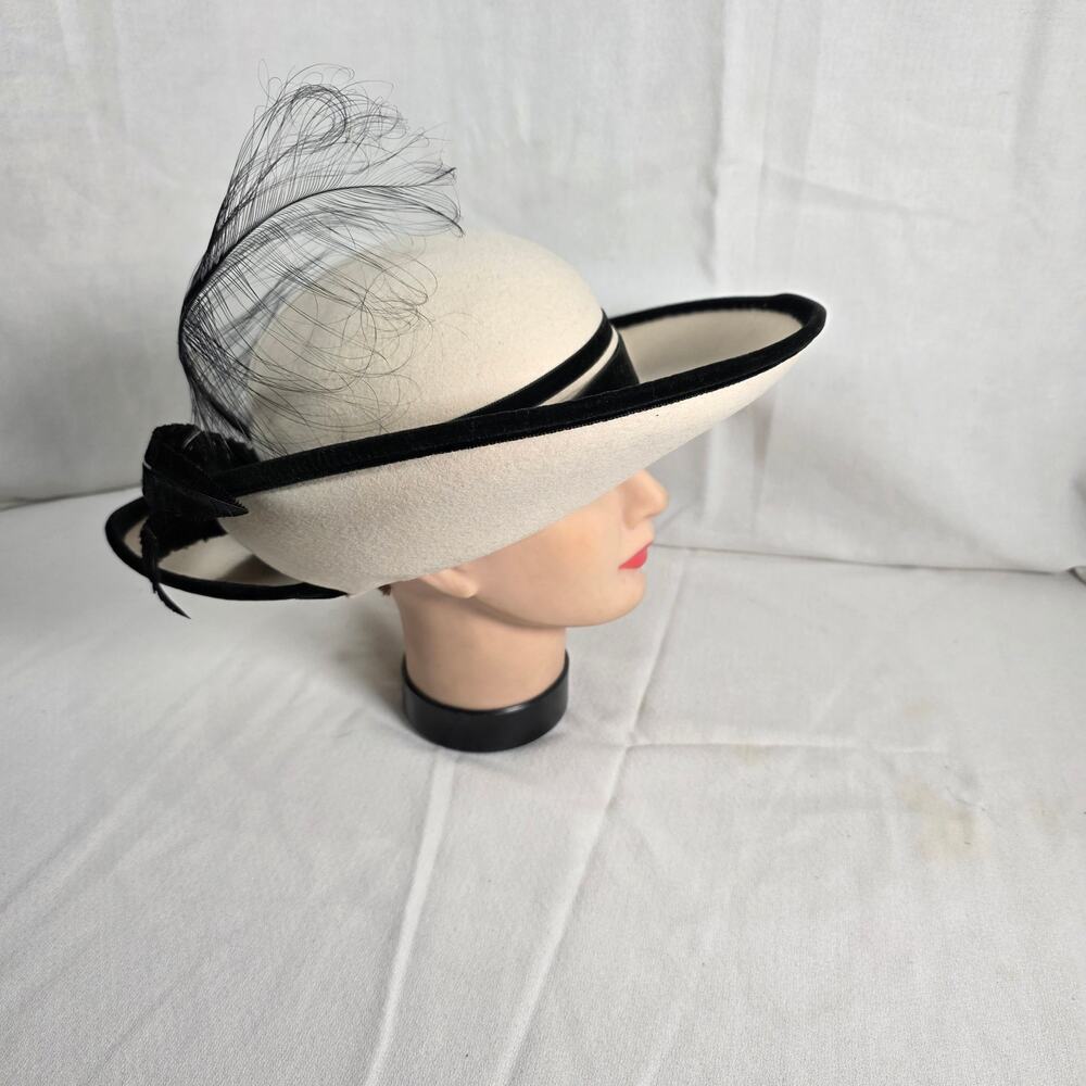 Vtg Fashion Hat By Deborah White Wool Fedora Black Feather Ribbon Accents